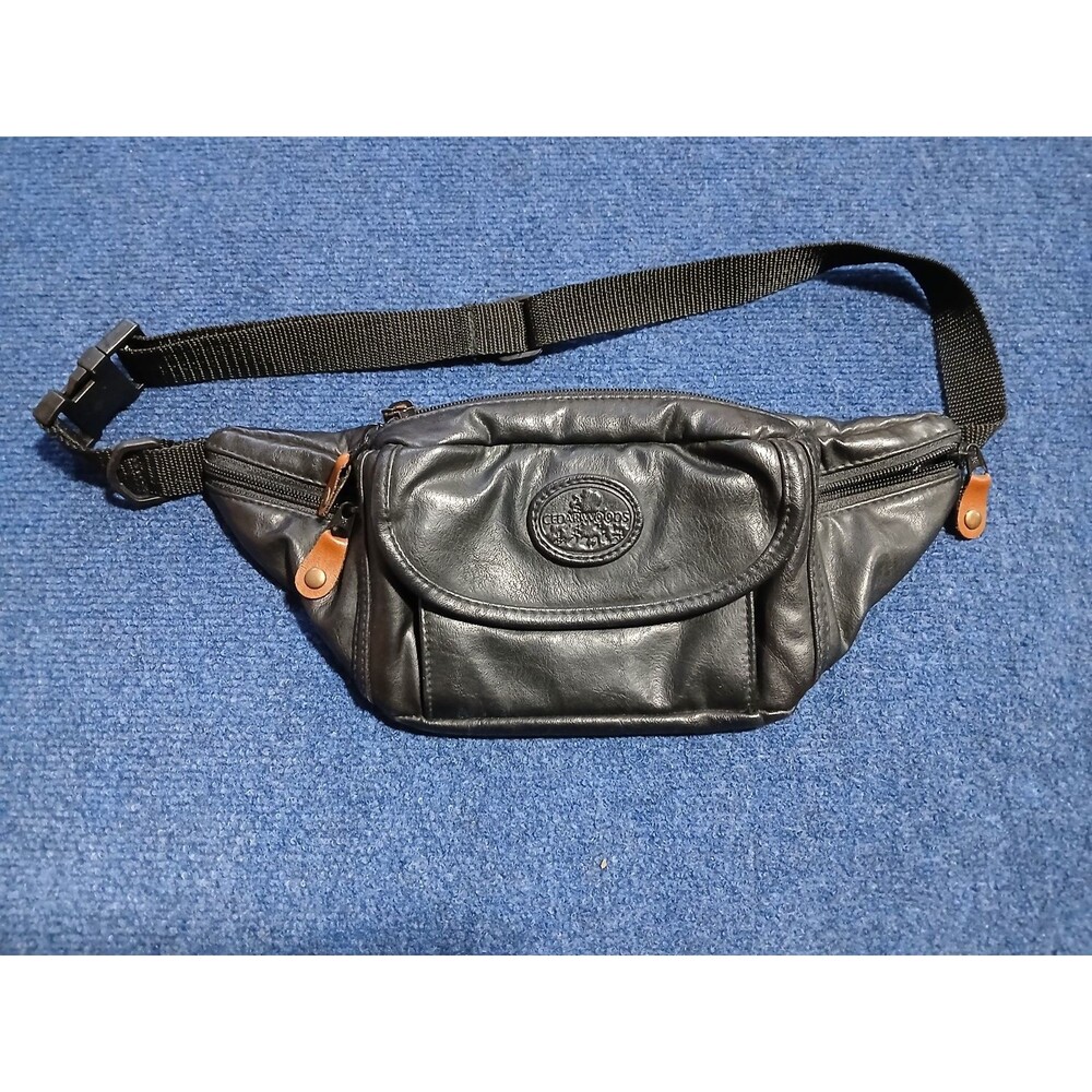 CedarWoods Fanny Pack Bag Black Faux Leather  Nylon Adjust Strap NWOT